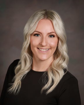 Lindsey Mickelson, APNP